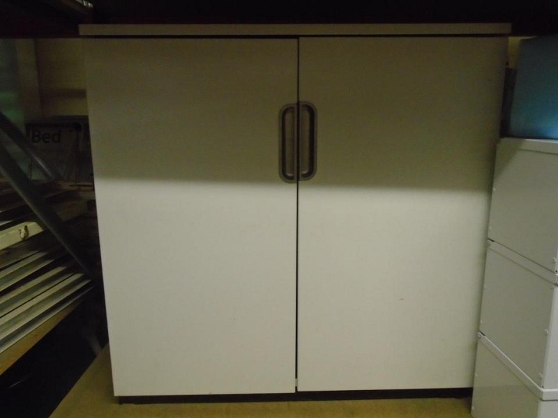 White Cabinet 